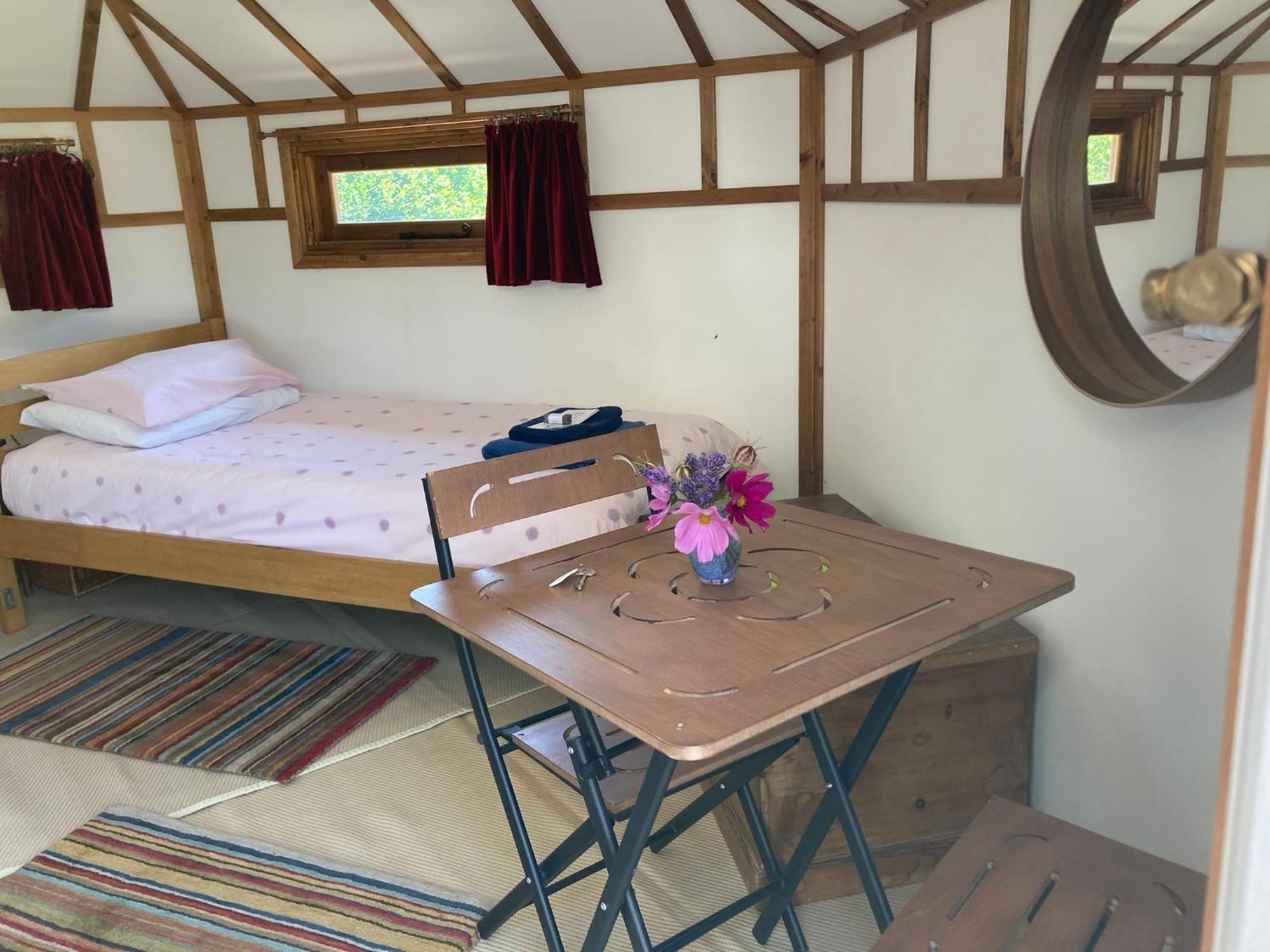 Lower Marsh Farm Glamping *